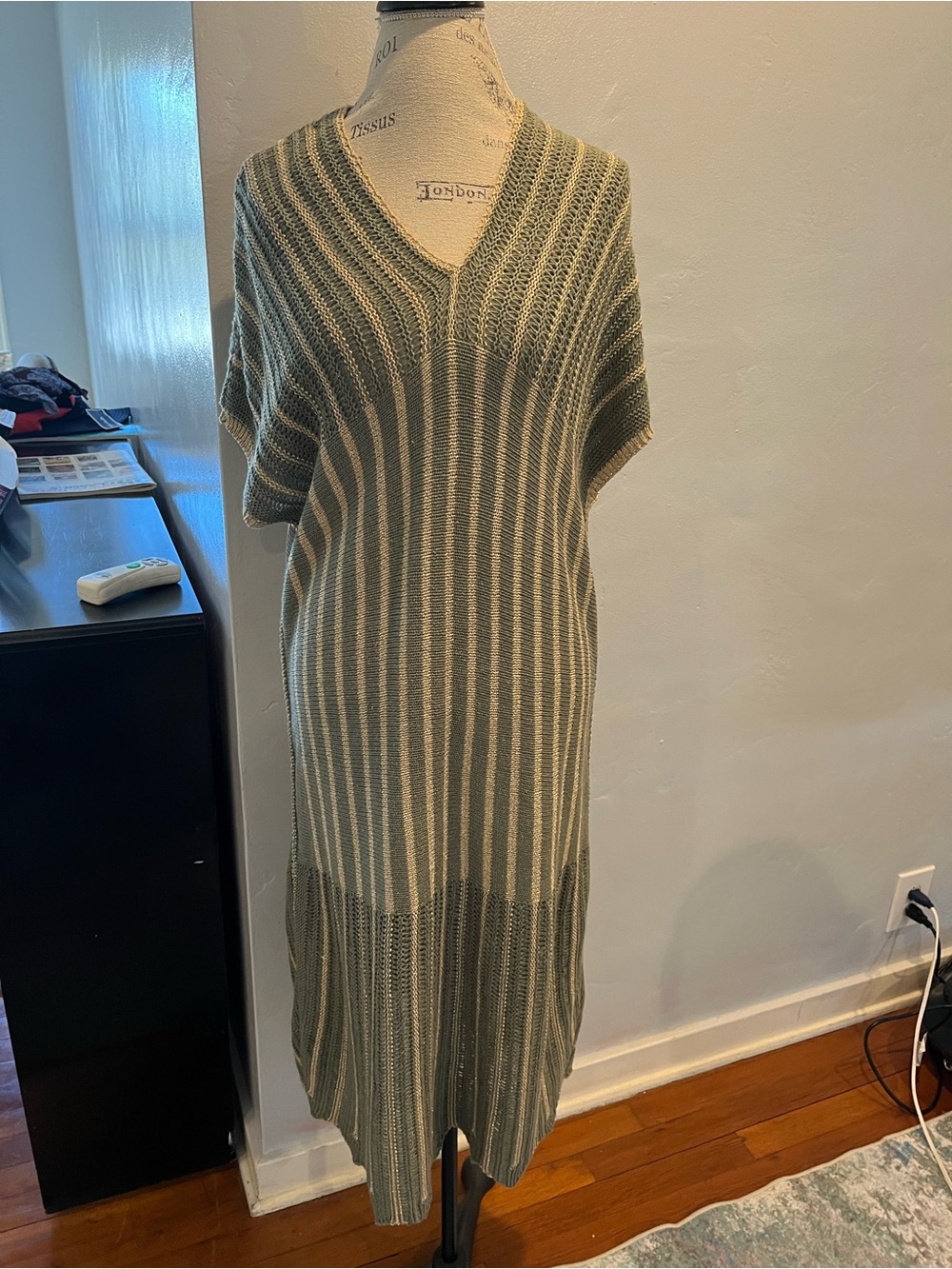 Floris Dress Size M/L